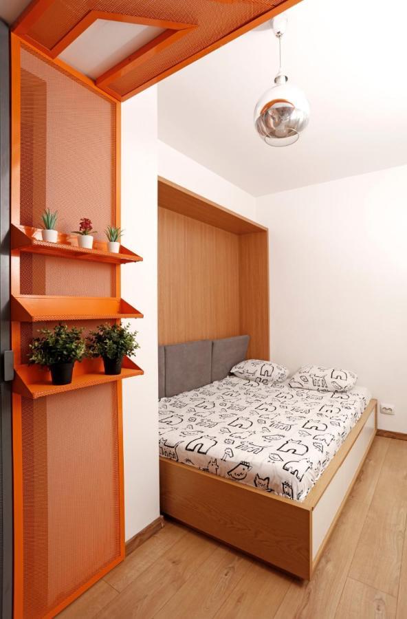 Platinum Apartment With 2 Bedrooms บูคาเรสต์ ภายนอก รูปภาพ