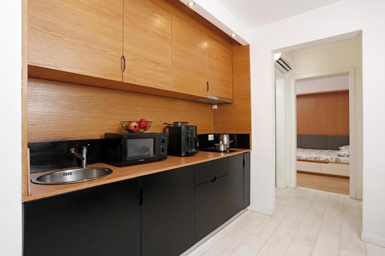 Platinum Apartment With 2 Bedrooms บูคาเรสต์ ภายนอก รูปภาพ